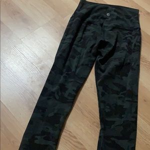 Lululemon align crop